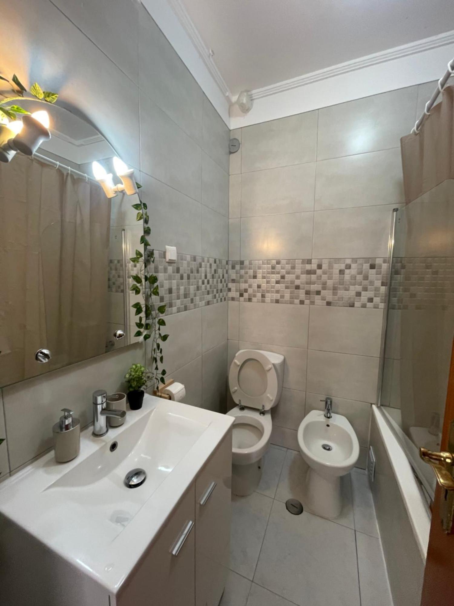 Apartamento Vista Praia E Mar- Costa Da Caparica Lejlighed Eksteriør billede